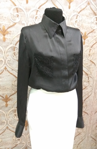 Блуза из атласного шелка с эластаном